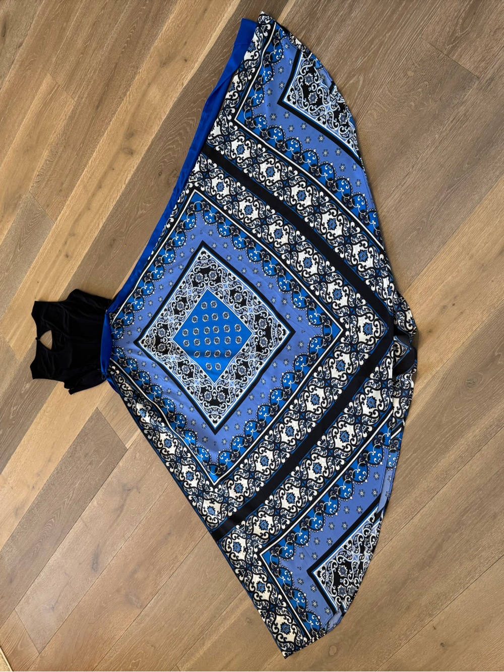 Eliza J Blue Scarf-Print Maxi Dress with Black Bodice and Blue Waist Tie - Picture 2 of 9